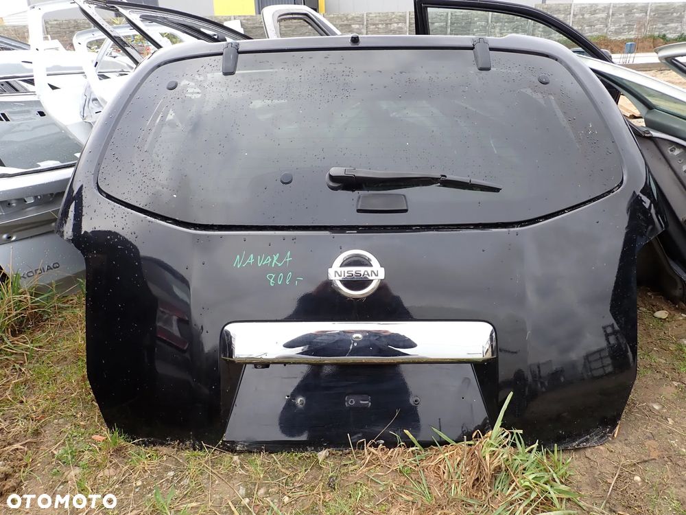 NISSAN NAVARA KLAPA BAGAŻNIKA - 1