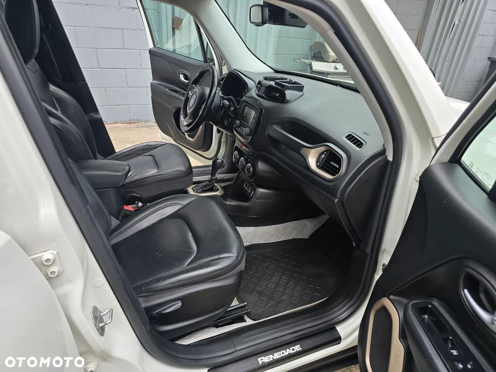 Jeep Renegade - 15