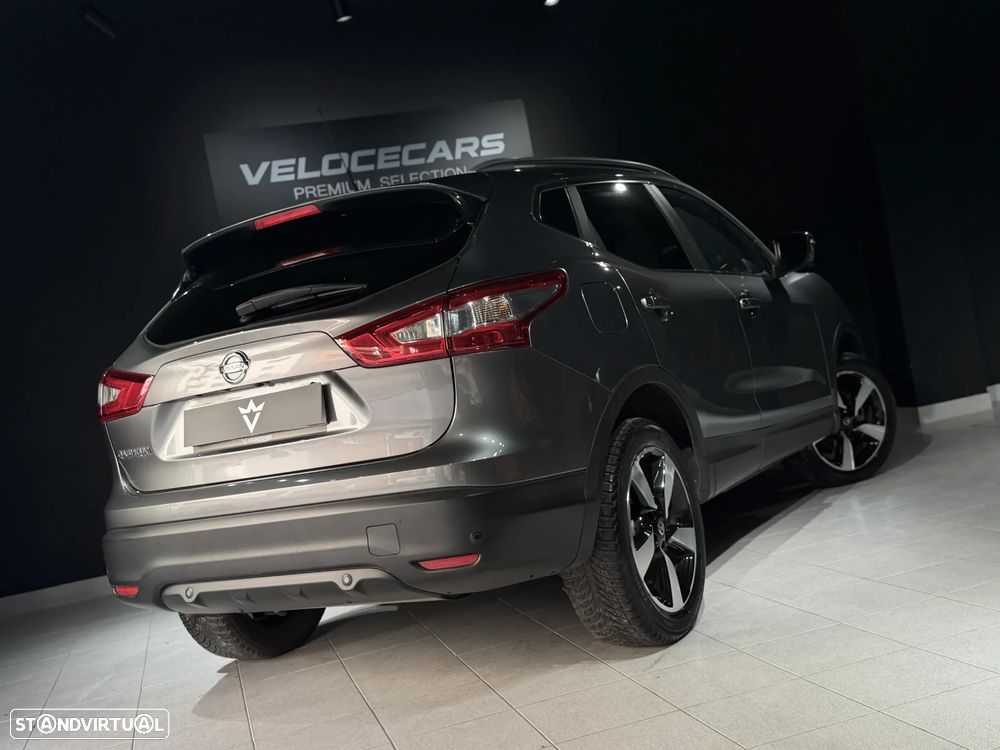 Nissan Qashqai 1.5 dCi TEKNA+ - 10