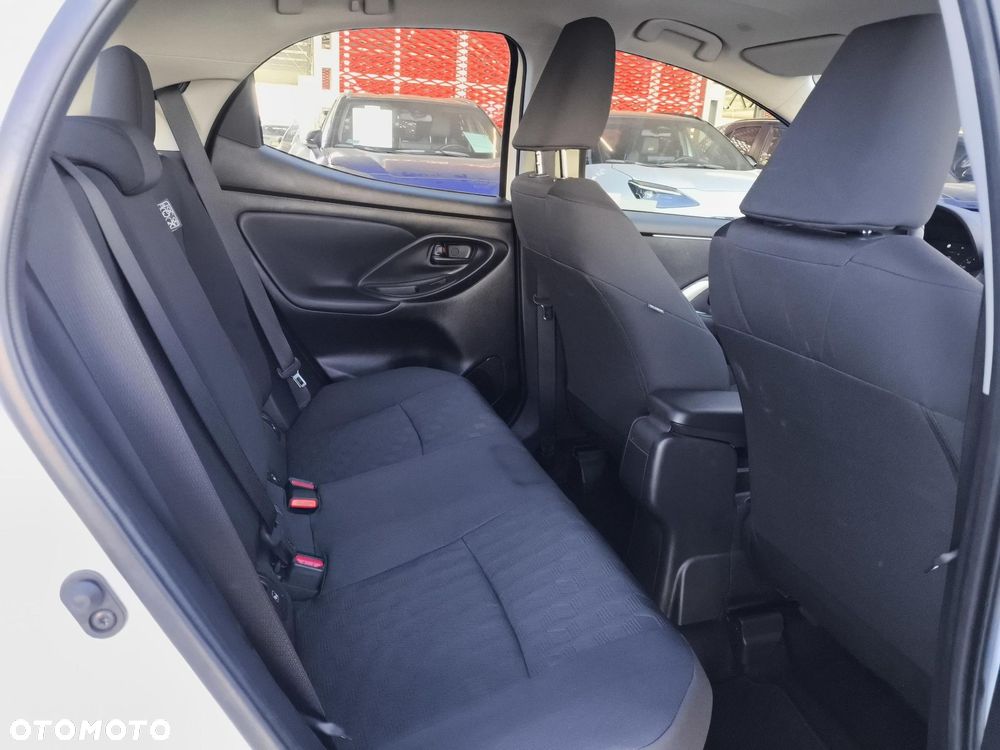 Toyota Yaris Hybrid 1.5 Comfort - 11