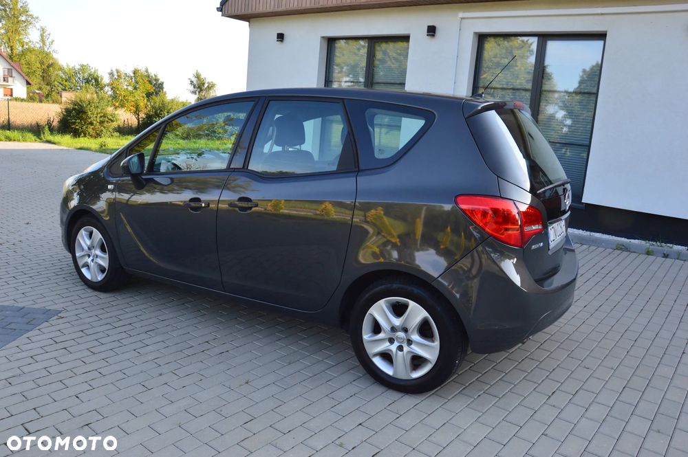 Opel Meriva - 17