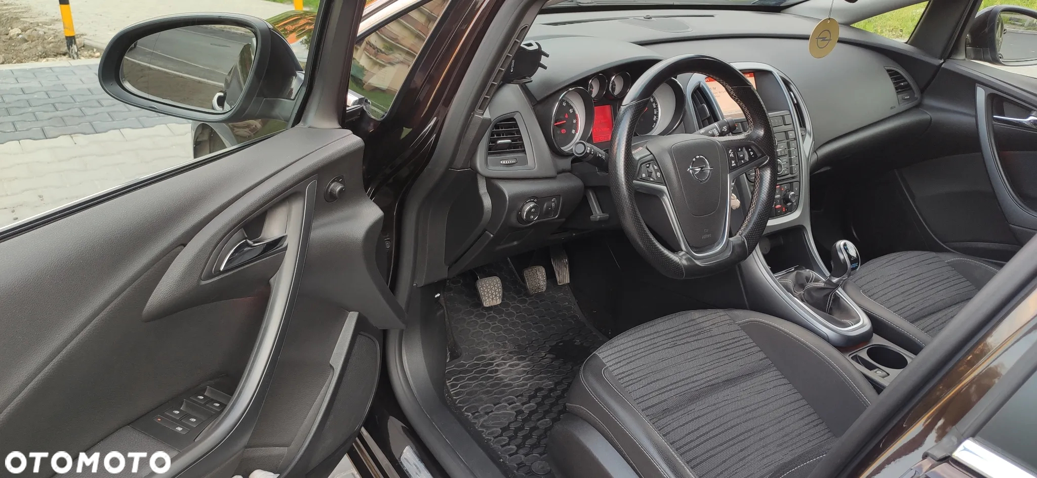 Opel Astra IV 1.4 T Business S&S EU6 - 8