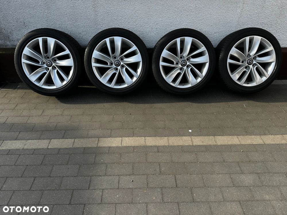 245 45 18 / 5x120 / OPEL Insignia CHEVROLET Malibu - 2