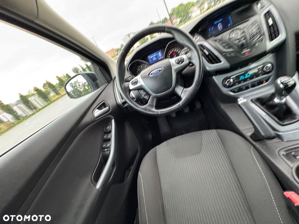 Ford Focus 2.0 TDCi Titanium - 24