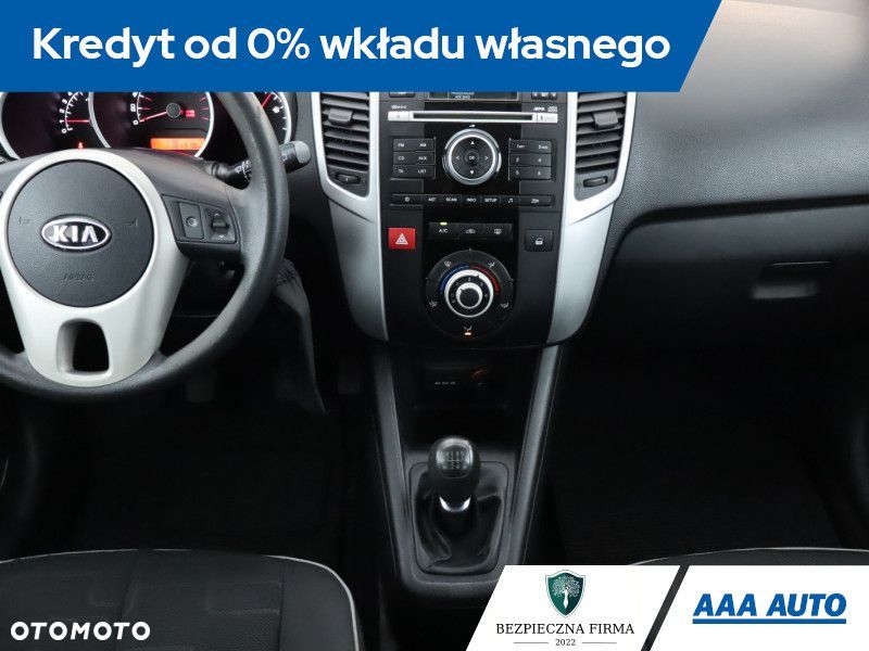 Kia Venga - 14