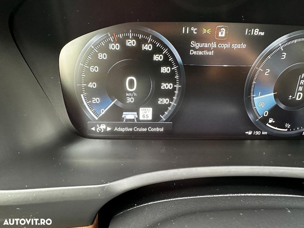 Volvo XC 90 T6 AWD Geartronic Inscription - 17