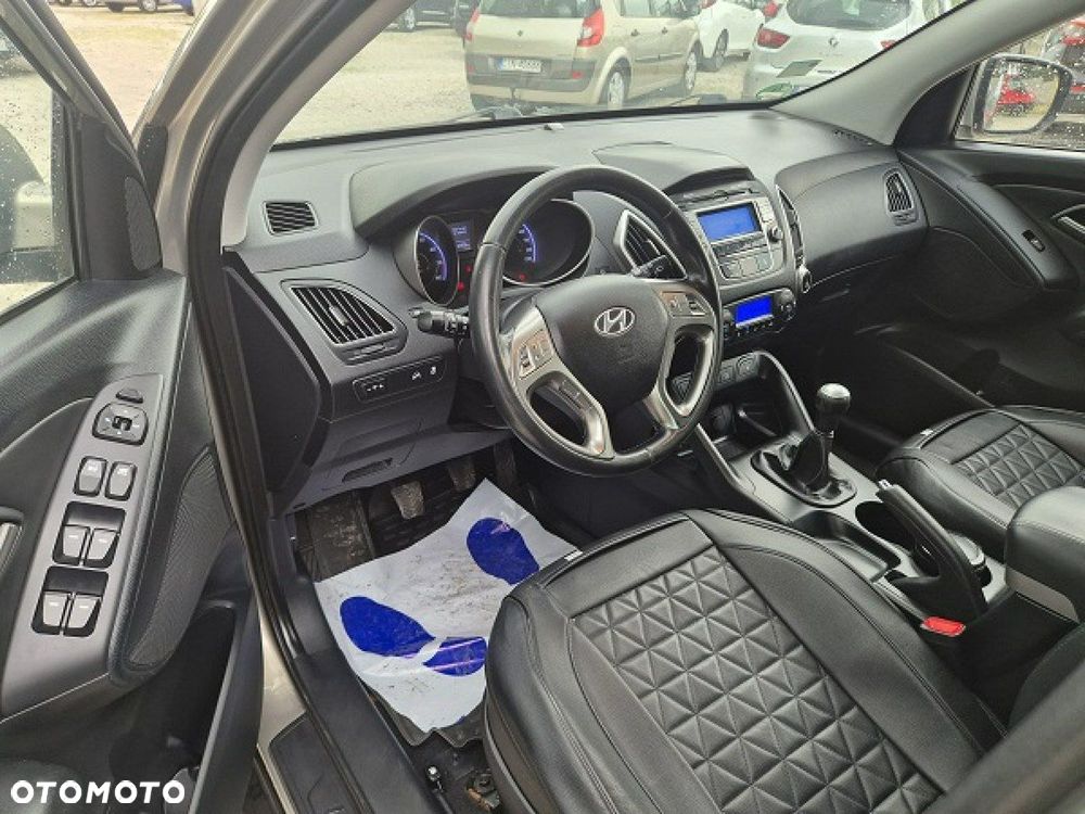 Hyundai ix35 - 11