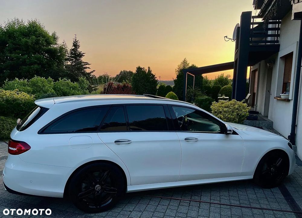 Mercedes-Benz Klasa E - 31