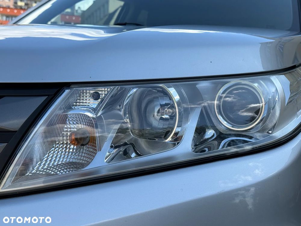 Suzuki Vitara 1.6 Premium 4WD - 16