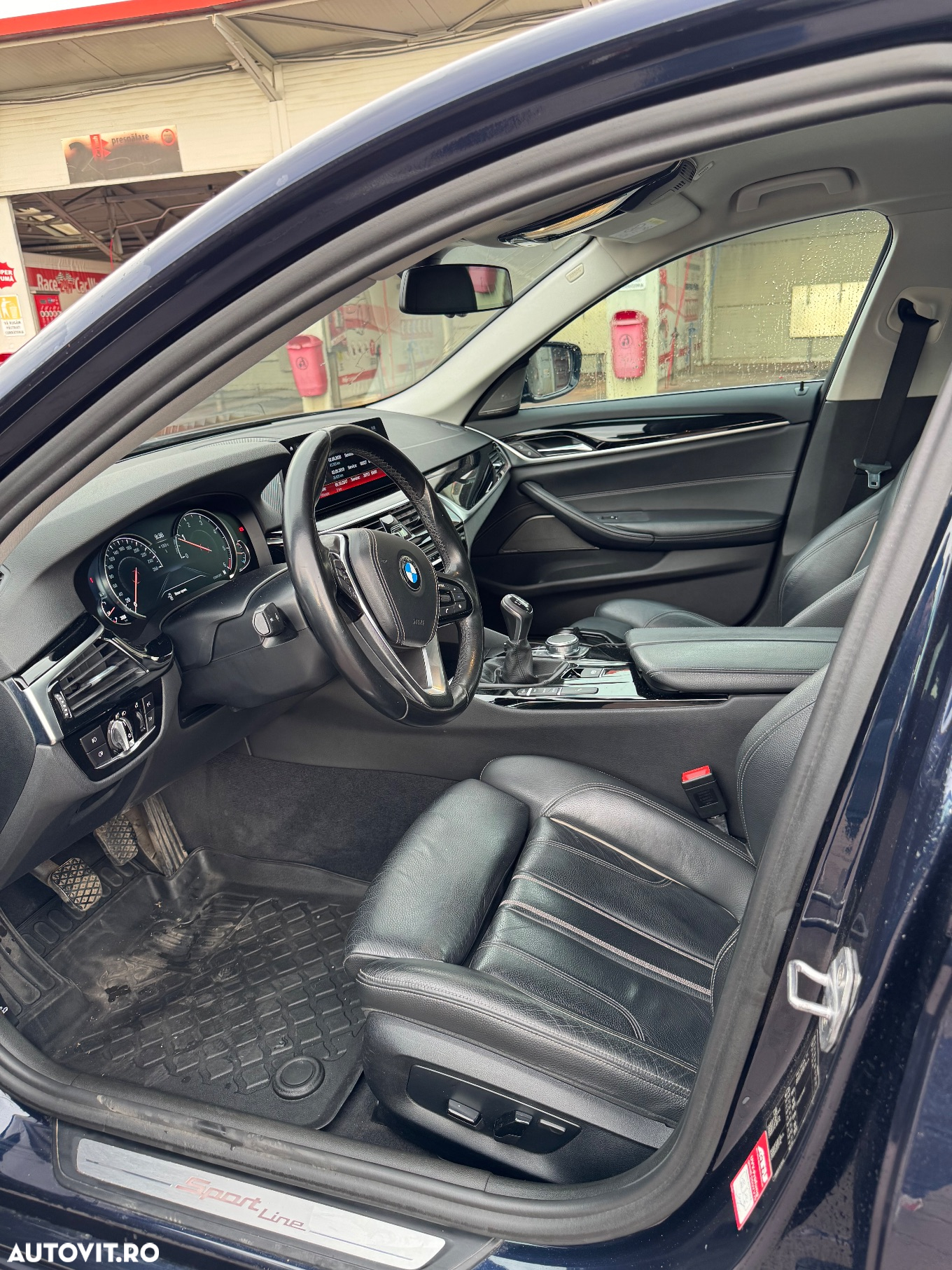 BMW Seria 5 520d Sport Line - 16