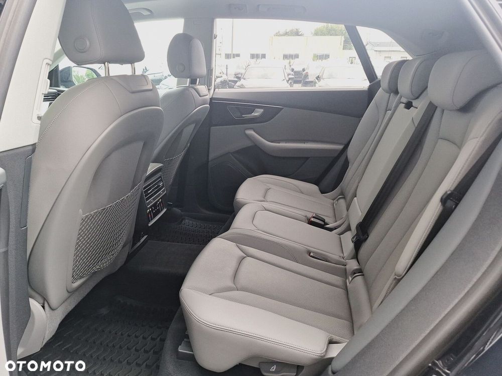 Audi Q8 50 TDI mHEV Quattro Tiptronic - 24