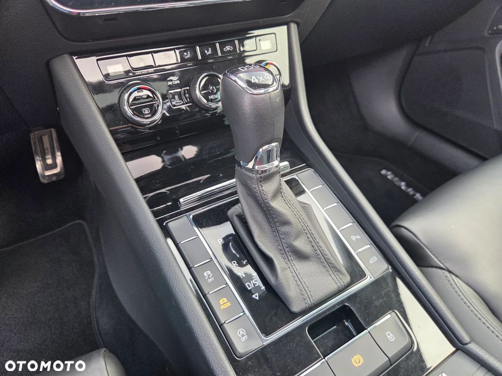 Skoda Superb 2.0 TSI 4x4 L&K DSG - 27