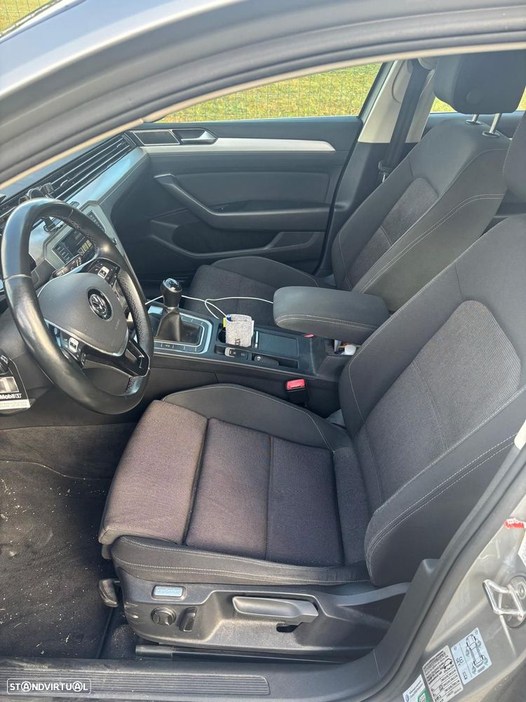 VW Passat Variant 2.0 TDI Confortline - 7