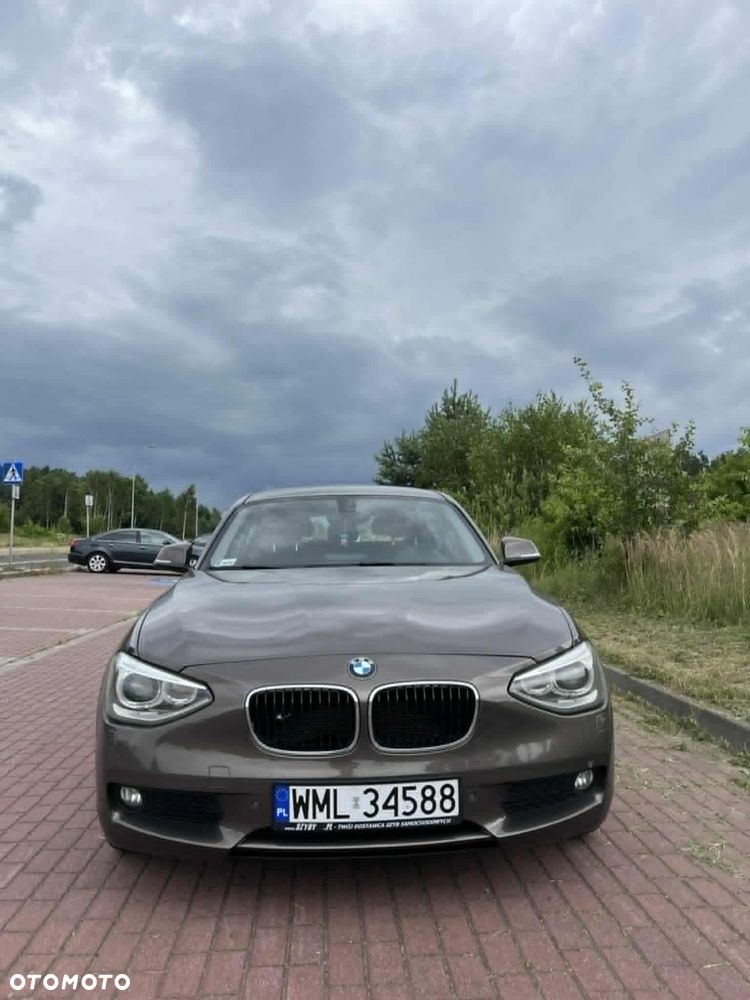 BMW Seria 1 116i - 9