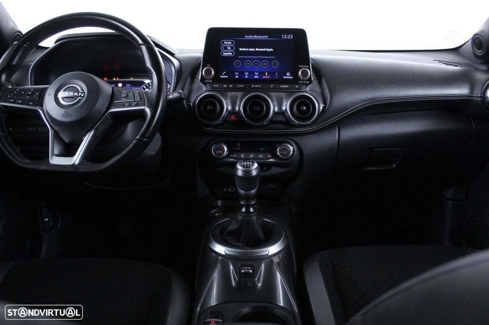 Nissan Juke 1.0 DIG-T N-Connecta - 17