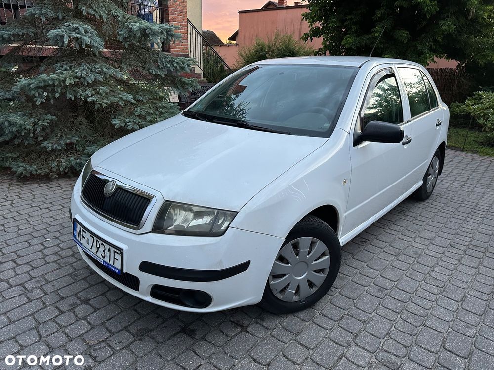 Skoda Fabia - 4