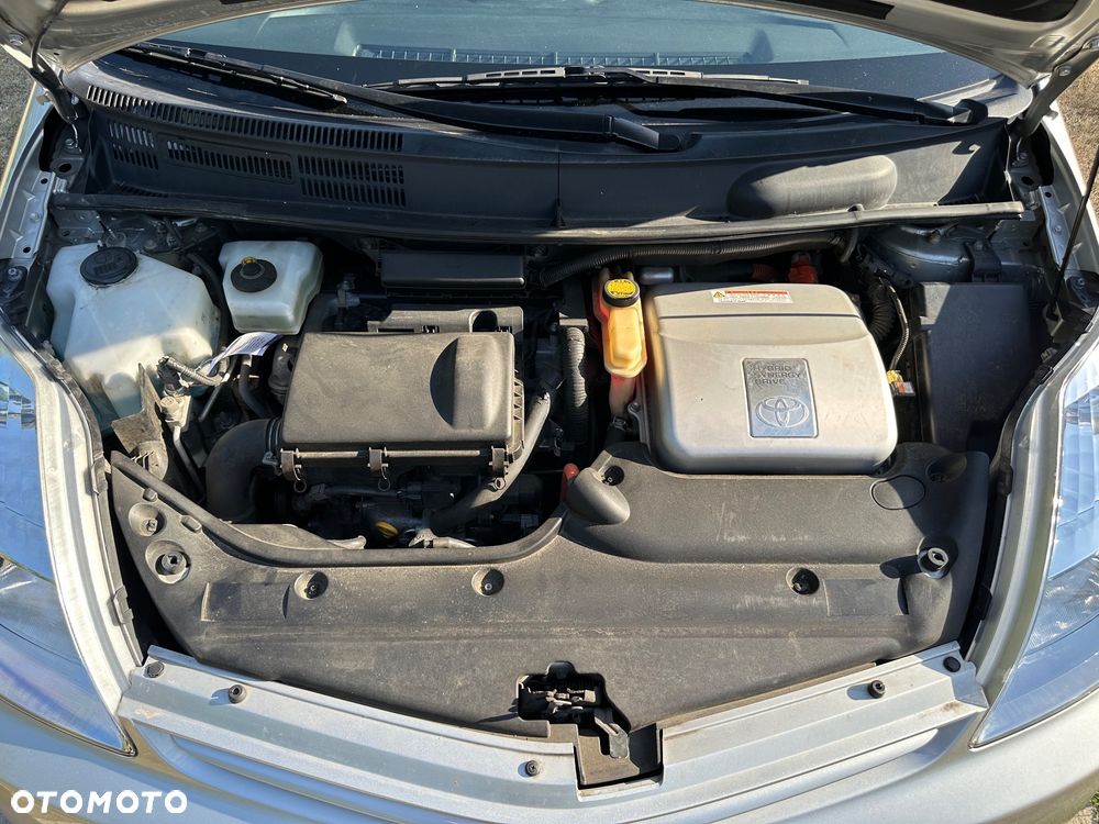 Toyota Prius 1.5 VVT-i Prestige - 24