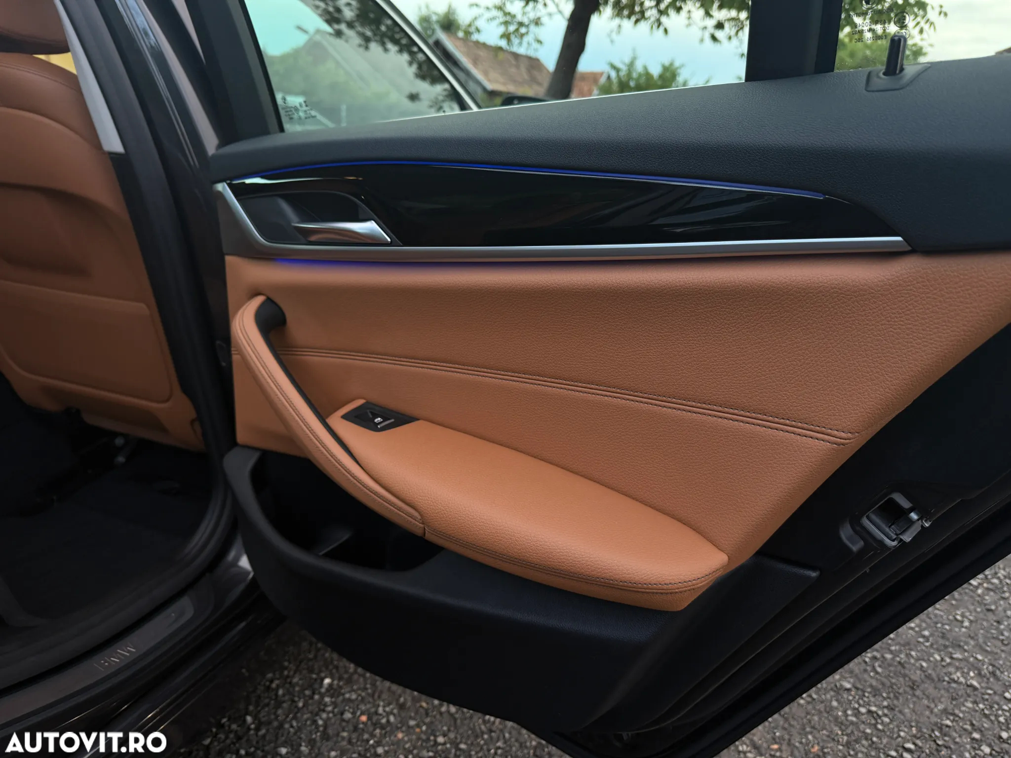 BMW Seria 5 530e AT PHEV - 36