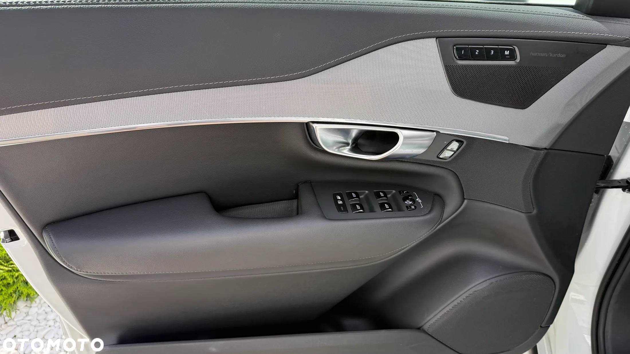 Volvo XC 90 - 20