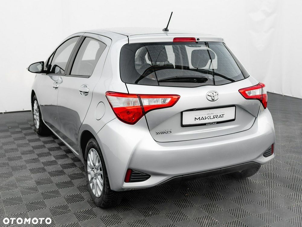 Toyota Yaris 1.5 Premium - 5