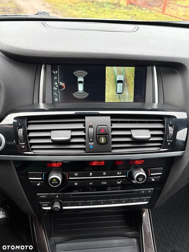 BMW X3 xDrive28i xLine - 9