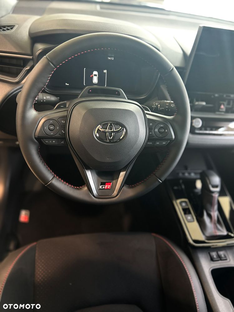 Toyota Corolla Cross - 16