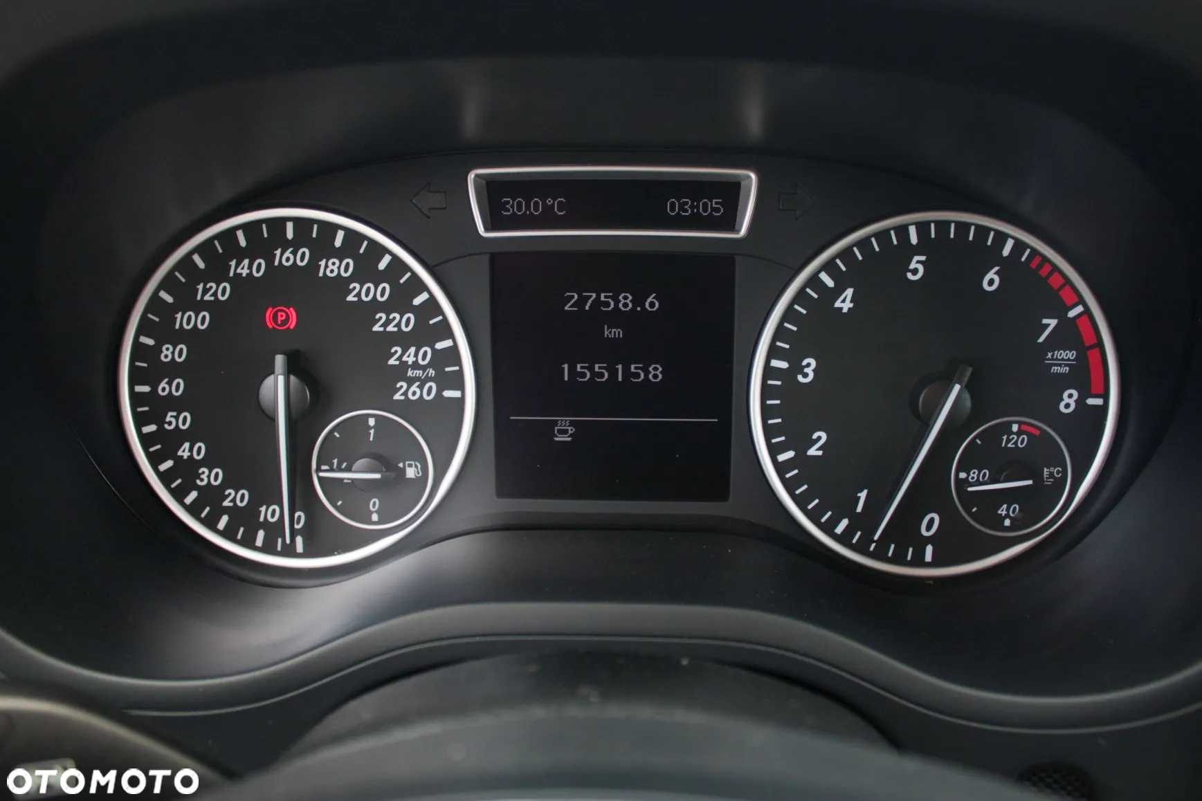 Mercedes-Benz Klasa B 180 (BlueEFFICIENCY) - 13