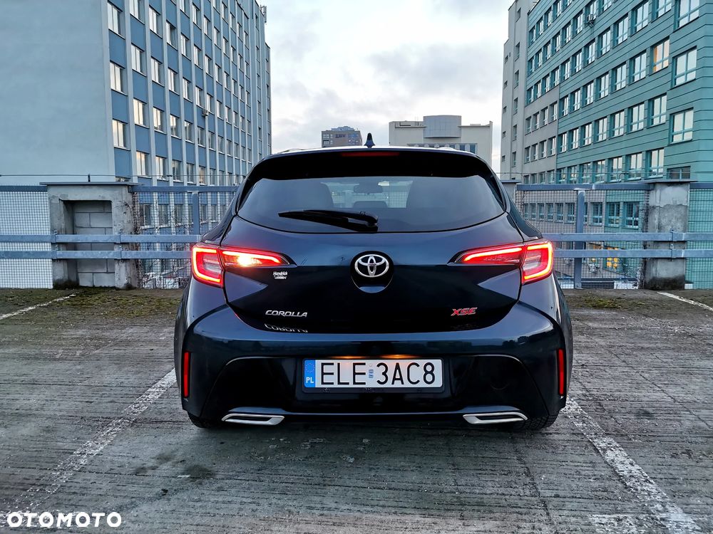 Toyota Corolla - 8