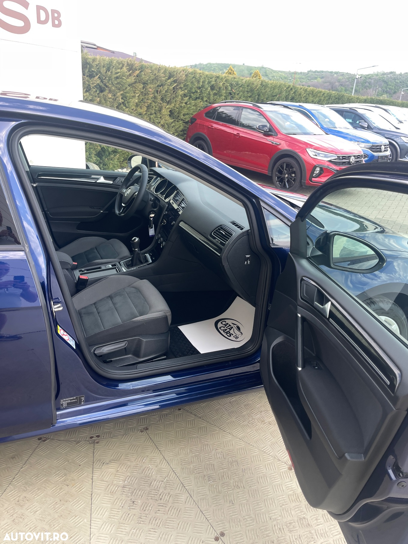 Volkswagen Golf 2.0 TDI (BlueMotion Technology) Highline - 21