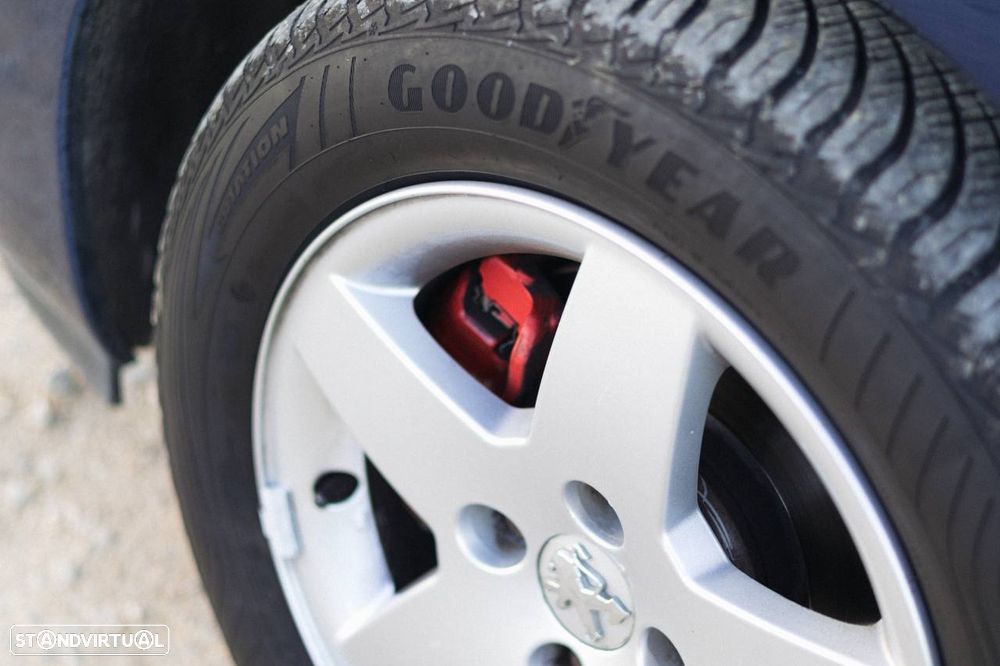 Peugeot 207 CC 120 VTi Premium - 12