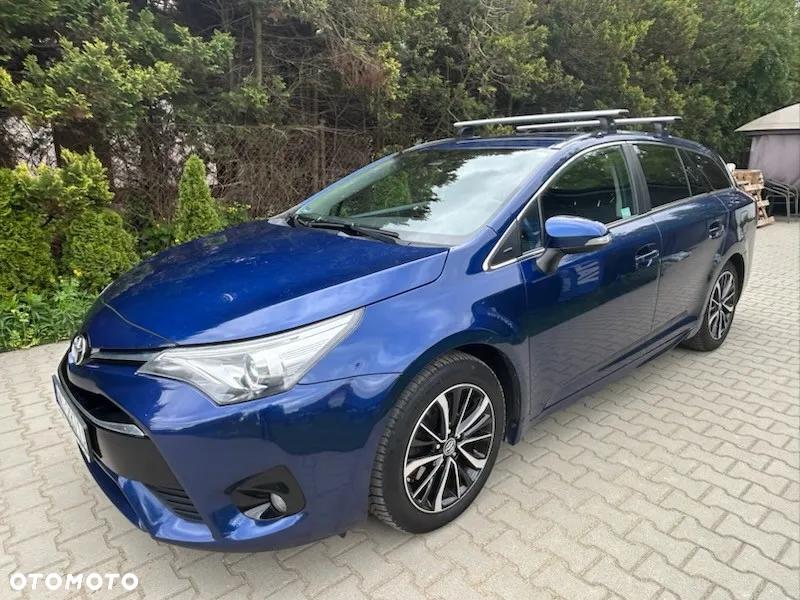 Toyota Avensis - 6