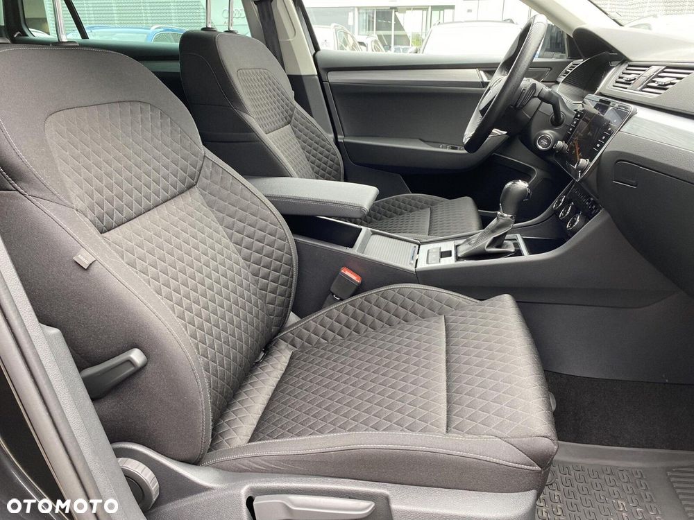 Skoda Superb 1.5 TSI Ambition DSG - 17