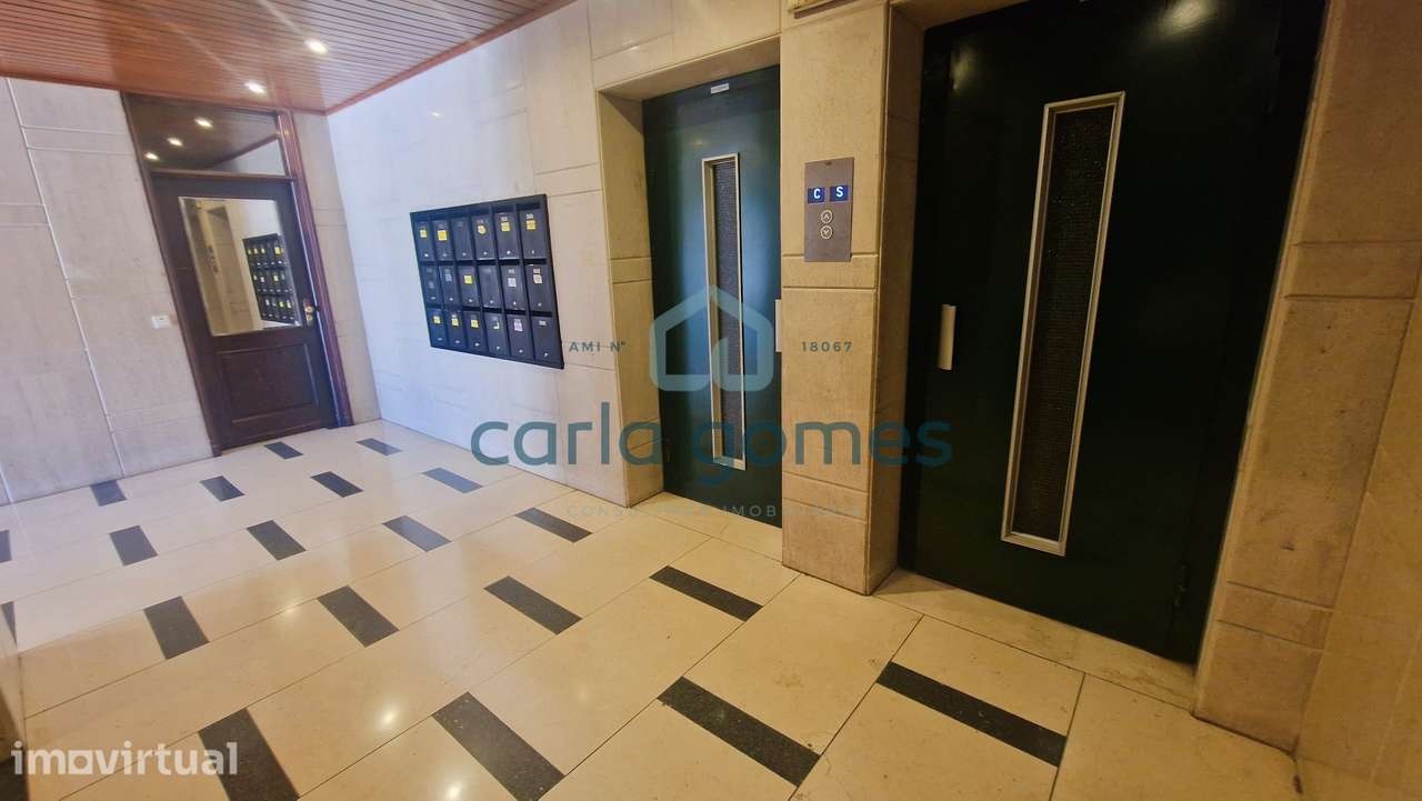 APARTAMENTO T3 C/ 2 SUITES L. GARAGEM ELEVADOR | MAFAMUDE, V. N. GAIA - Grande imagem: 4/37