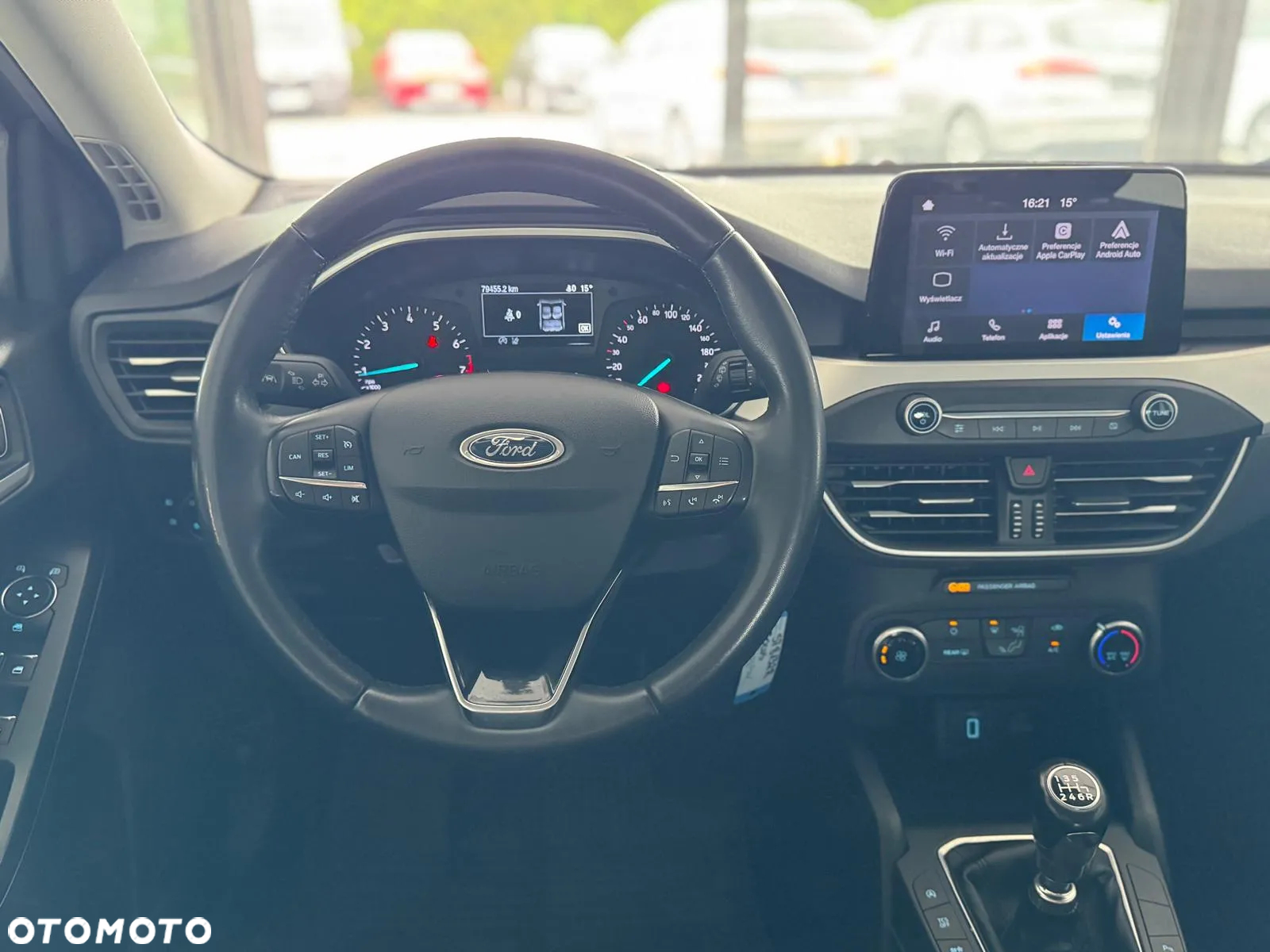 Ford Focus 1.0 EcoBoost Titanium Business - 32