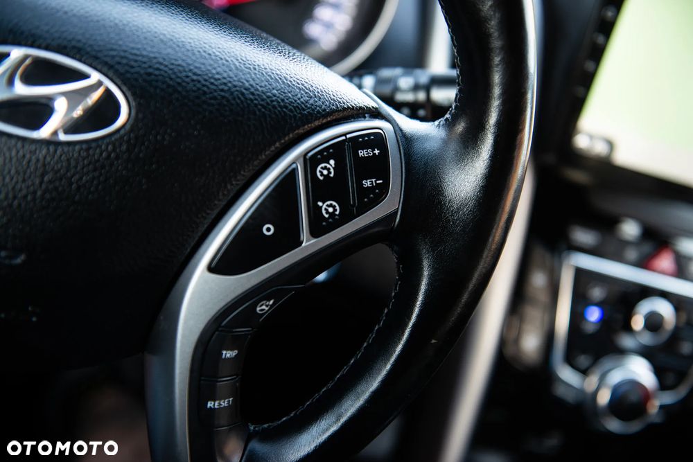 Hyundai i30 1.6 GDI Premium - 27