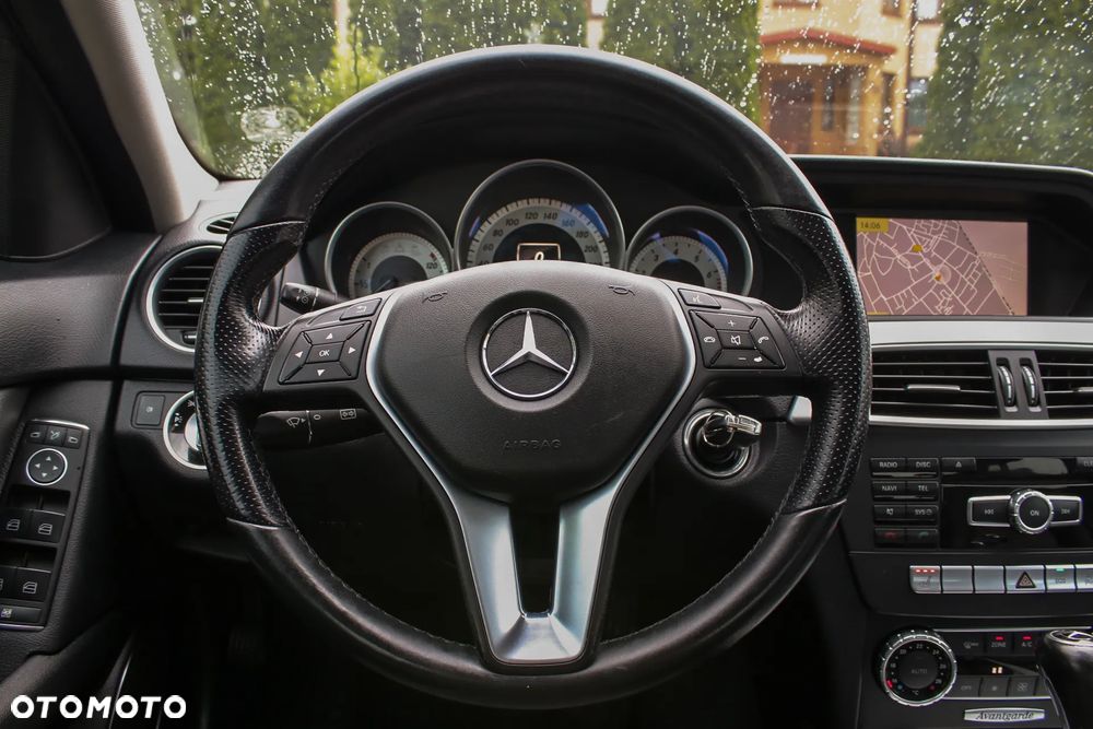 Mercedes-Benz Klasa C 180 Kompressor Automatik Avantgarde - 36