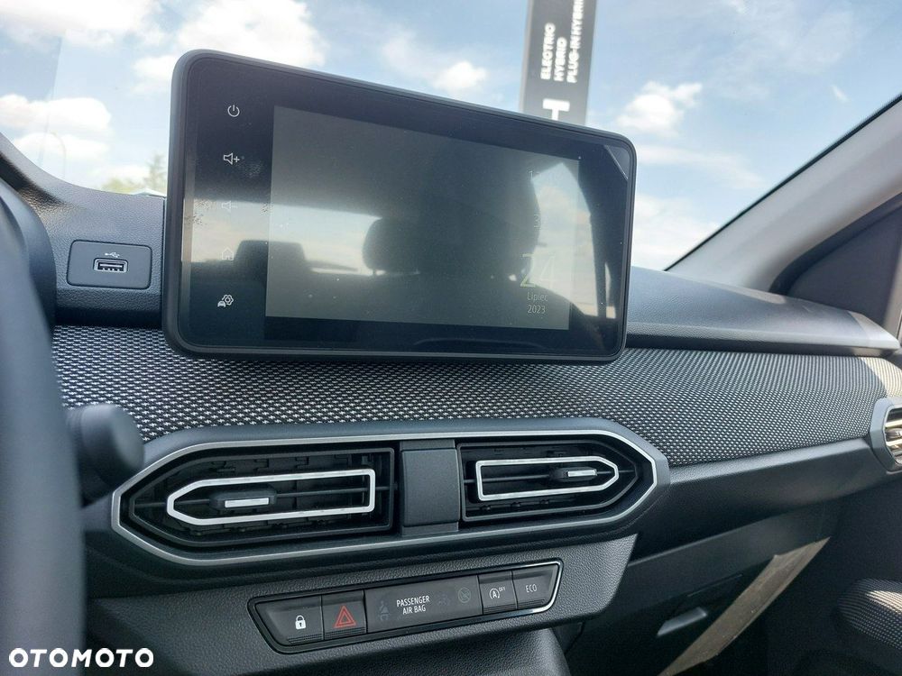 Dacia Sandero - 6