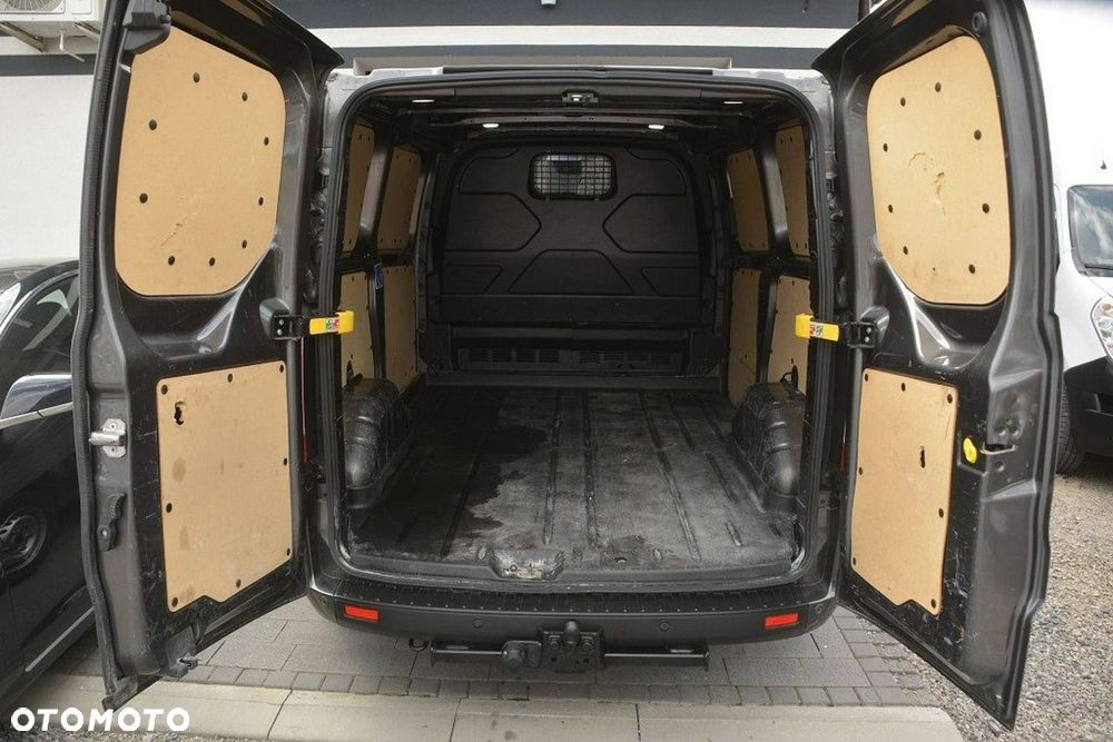 Ford Transit Custom - 32