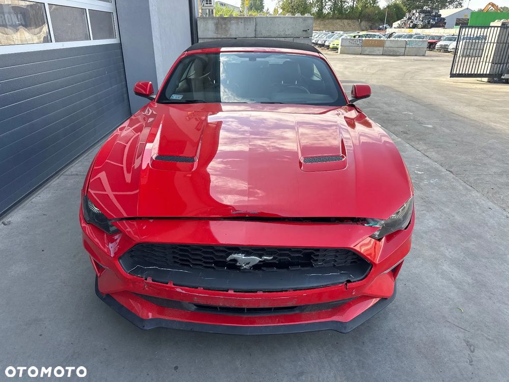 Ford Mustang - 2