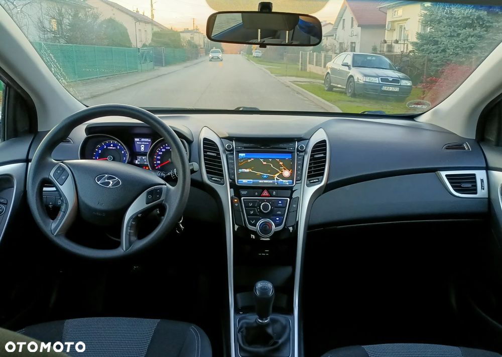 Hyundai i30 1.4 Classic + - 19