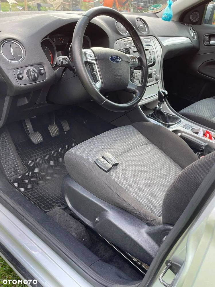 Ford Mondeo 2.0 TDCi Trend - 8