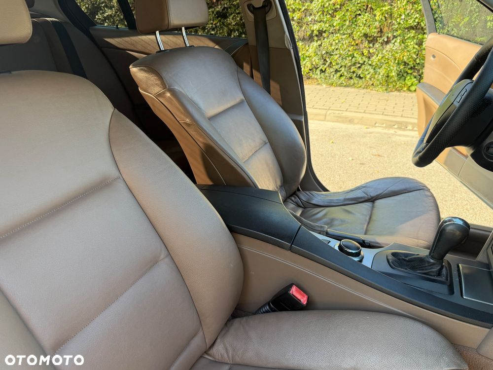 BMW Seria 5 530d - 35