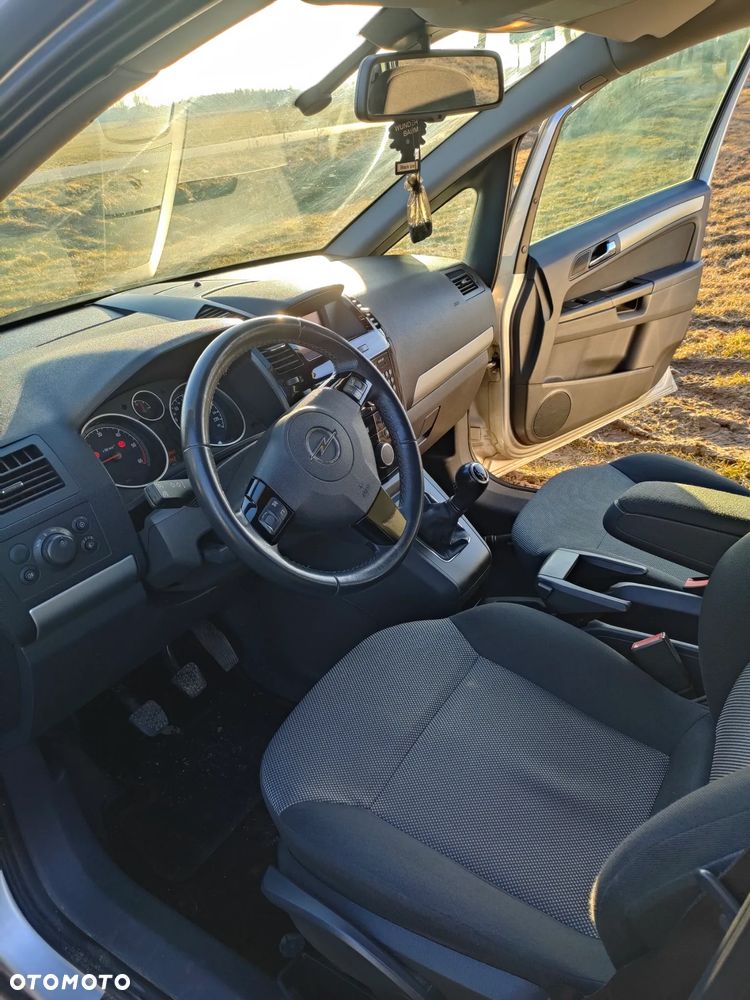 Opel Zafira 1.7 CDTI - 4