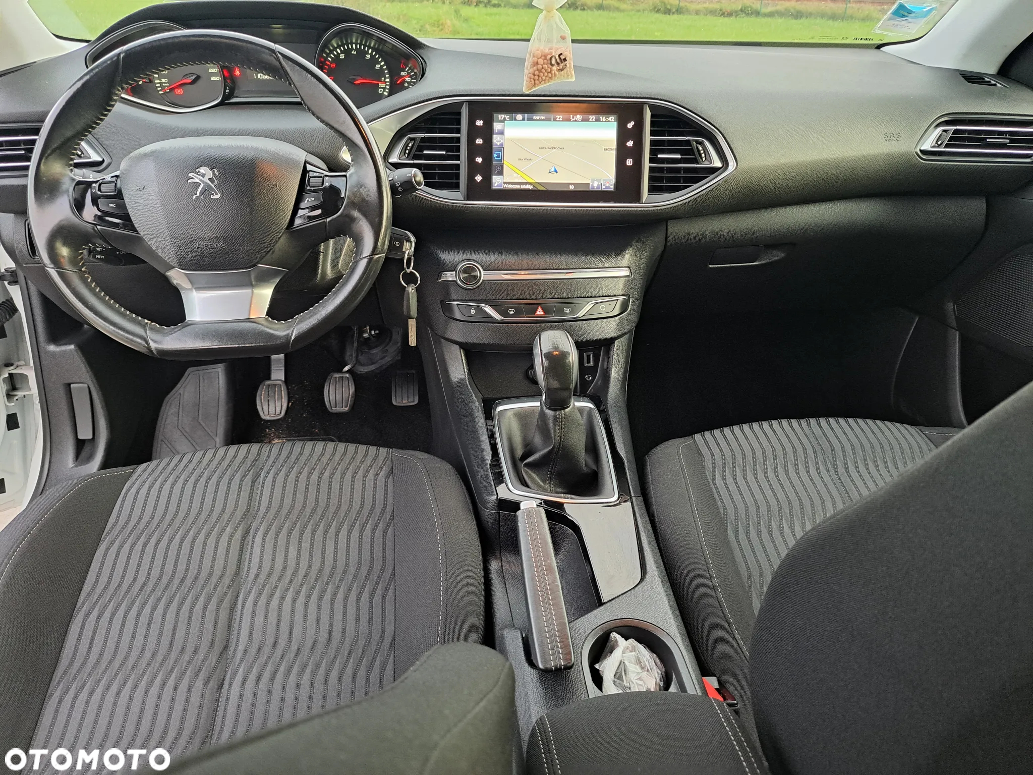 Peugeot 308 1.2 PureTech Access S&S - 17