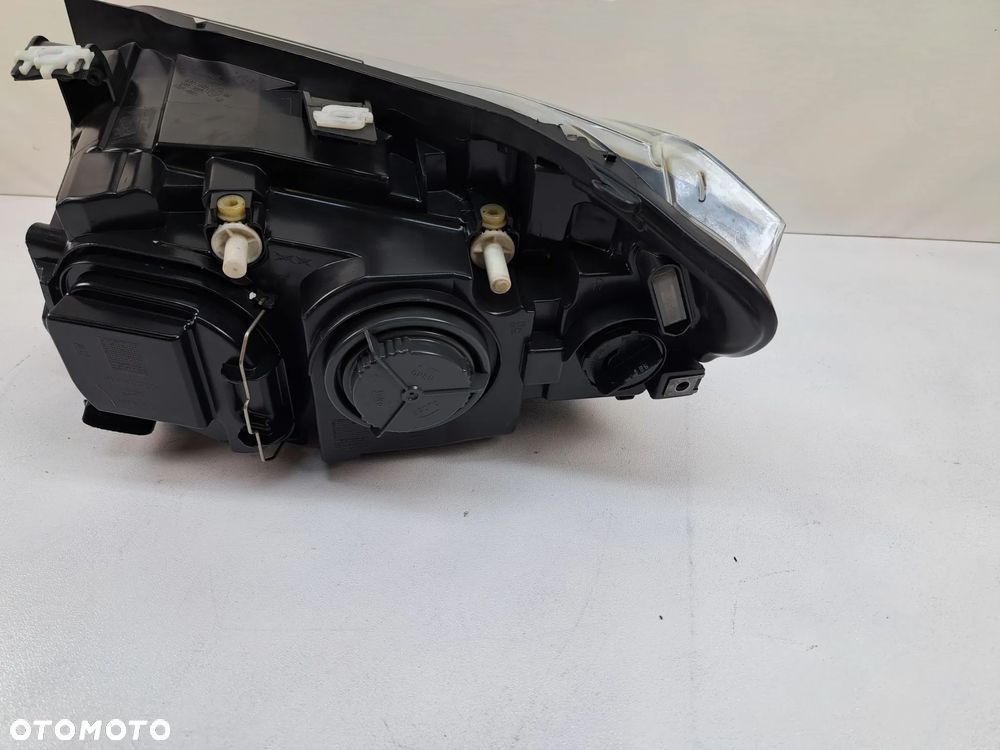 LAMPA PRAWY PRZÓD BMW X1 E84 XENON - 5