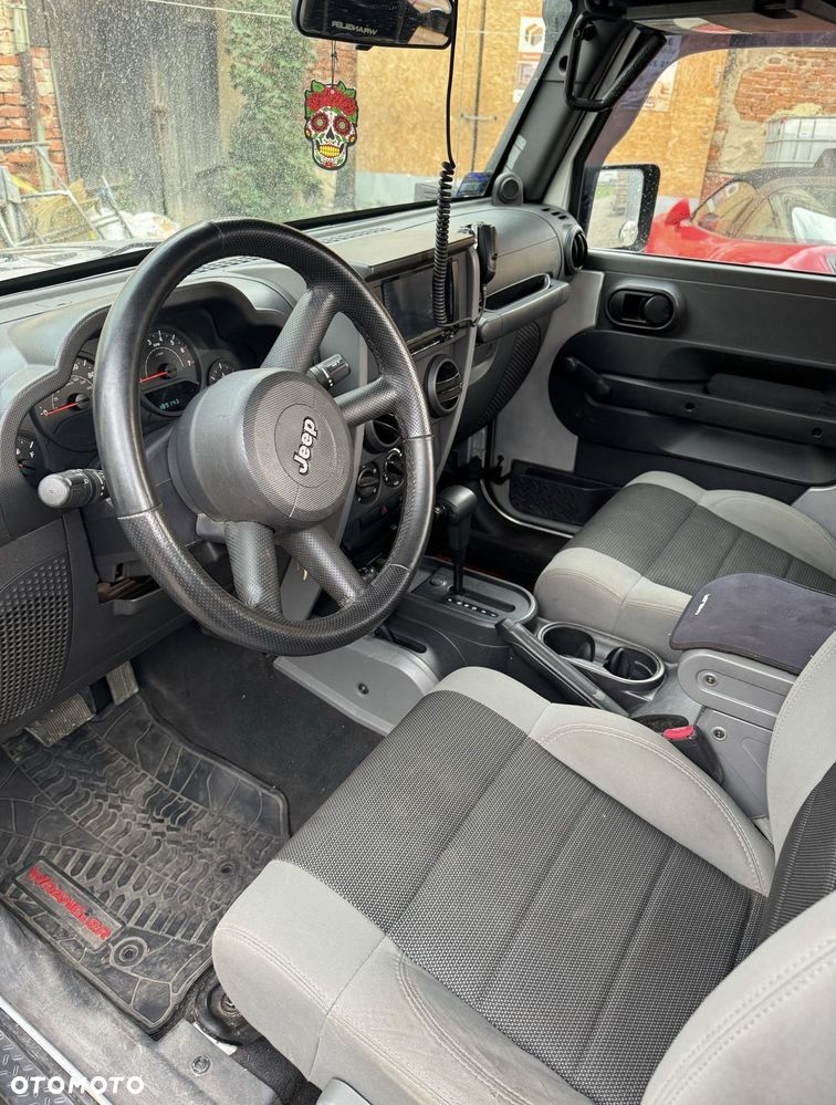 Jeep Wrangler - 7