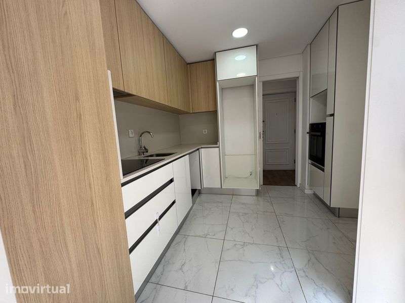 T2+1 em Oliveira do Douro - Grande imagem: 2/12