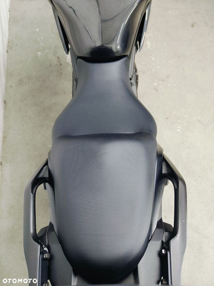 Kawasaki Versys 650 - 14