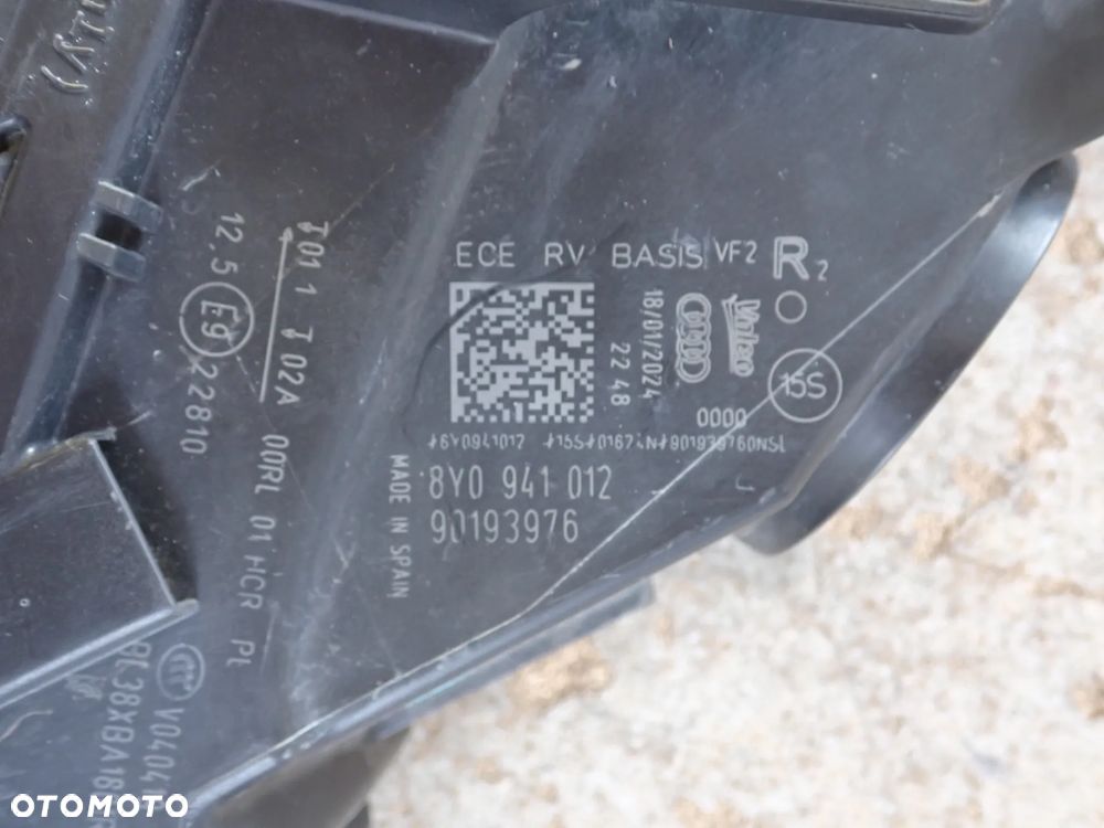 AUDI A3 8Y LAMPA PRAWY PRZÓD 8Y0941012 - 6