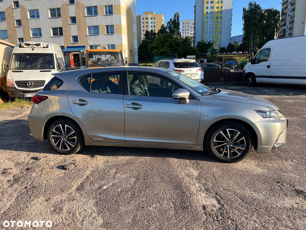 Lexus CT 200h Elegance - 4